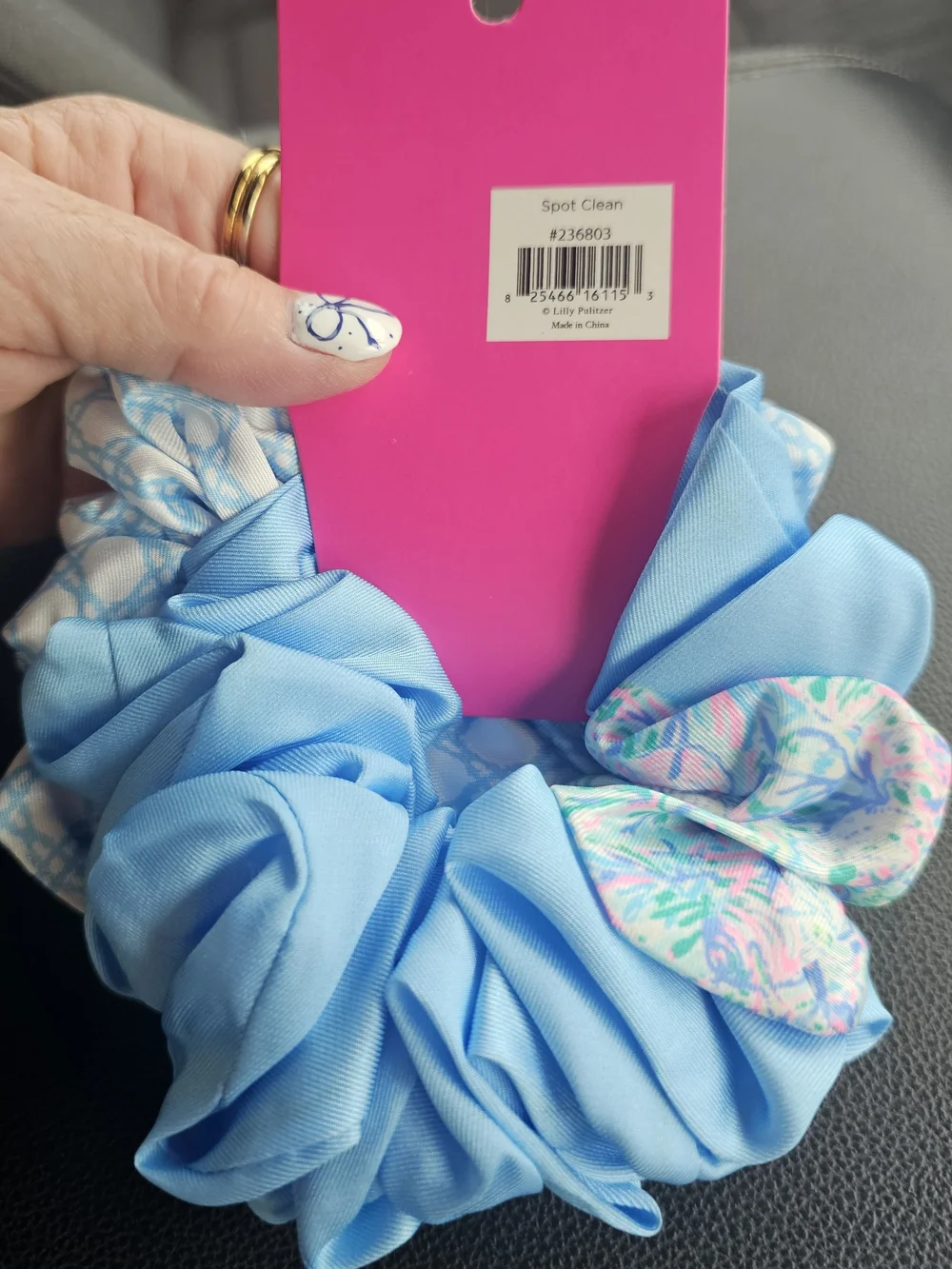 Lilly Pulitzer Blue and White Floral-Style Scrunchie with Pink Leaf Luggage Tag
